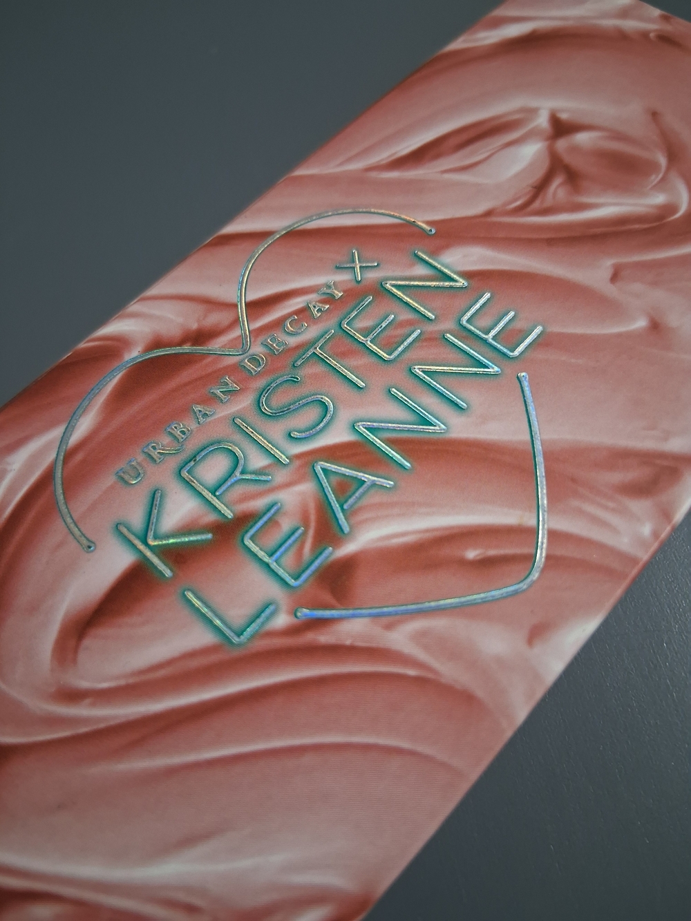 Urban Decay x Kristen Leanne Eyeshadow Palette - Rose Coral
